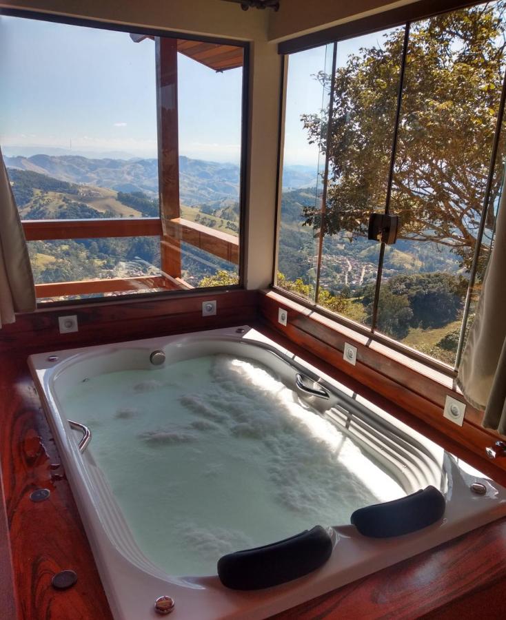 King Suite with Spa Bath