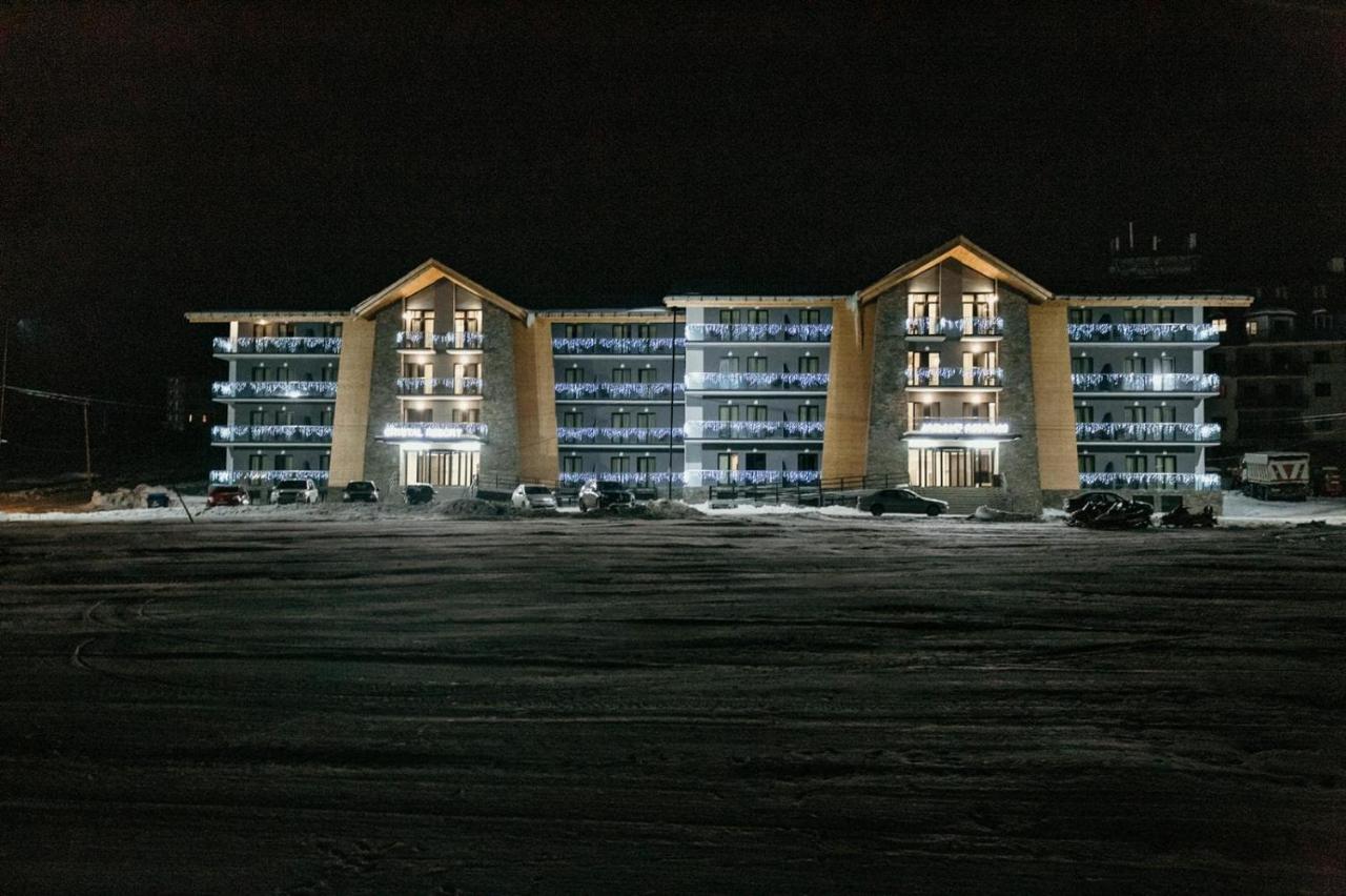 Bakuriani Crystal Resort Apartment - B&B