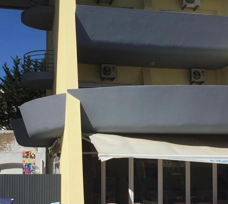 Condo do Mar Lovely first floor apartment with pool - B&B Lagos