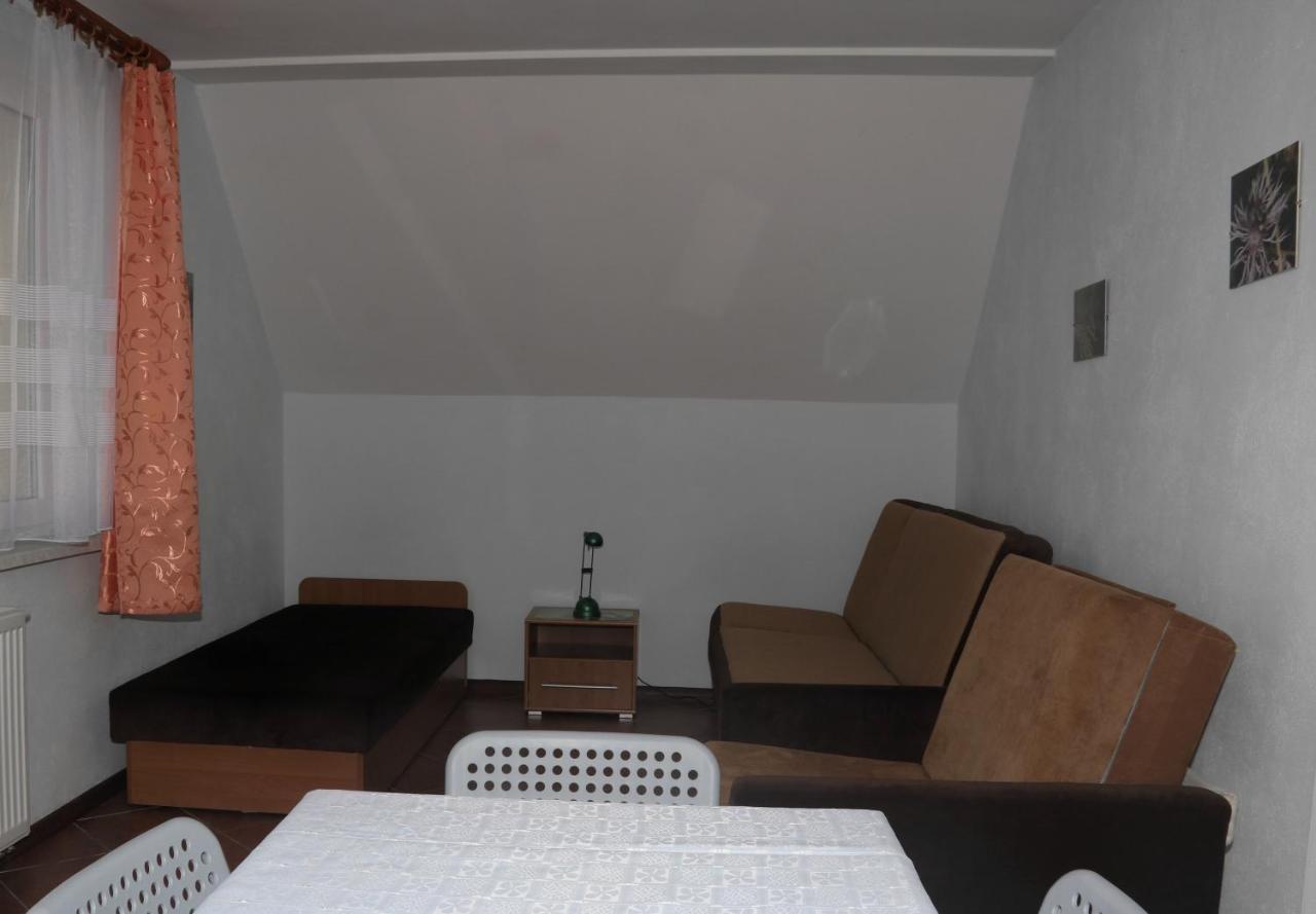 Camera Familiare con Bagno Privato