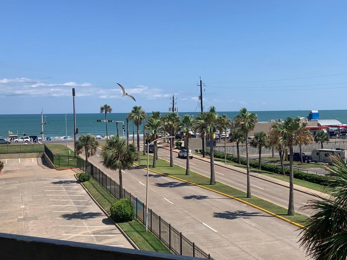 B&B Galveston - Nautical Nights! - Bed and Breakfast Galveston