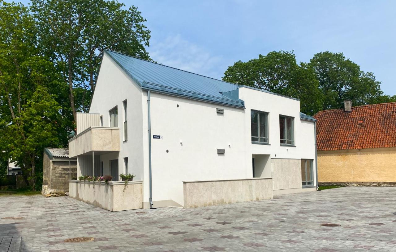 VILLA MEISSNERI TALVEAIA MAJA - Ferienwohnung Arensburg