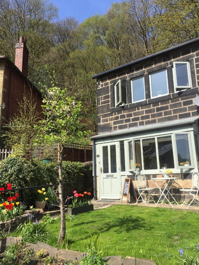 B&B Hebden Bridge - Calderside Cottage (2 BDR Central Hebden Bridge) - Bed and Breakfast Hebden Bridge