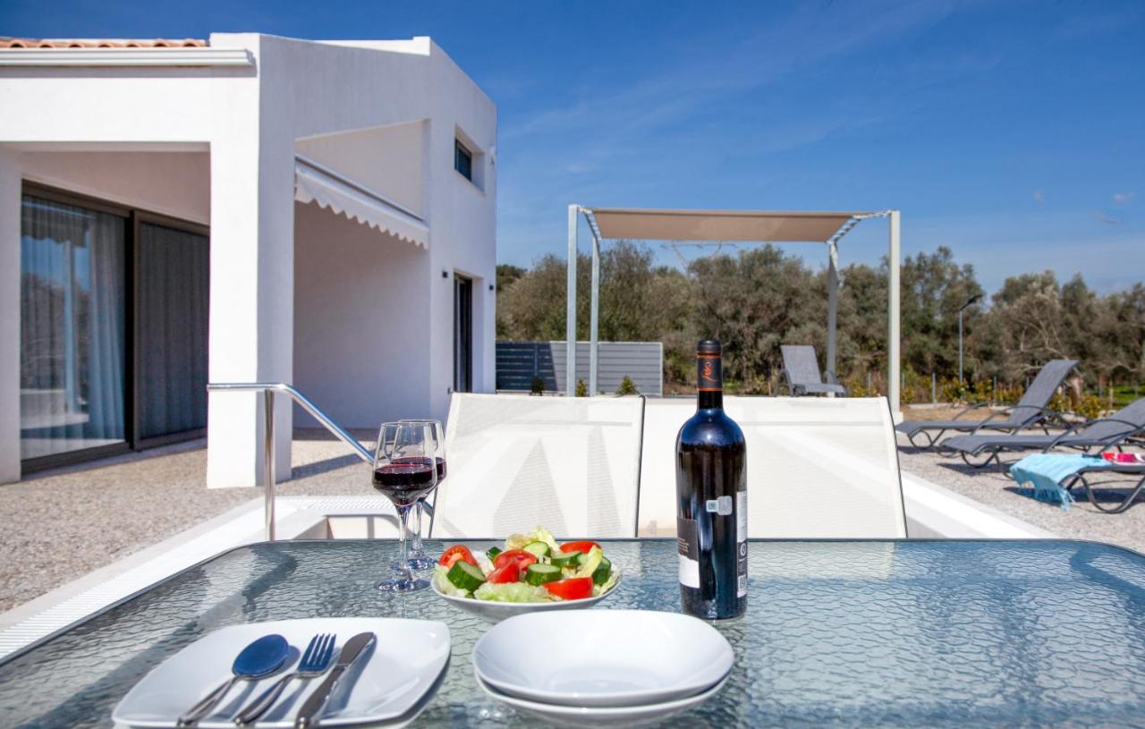 Naiades Villas - B&B Lygia