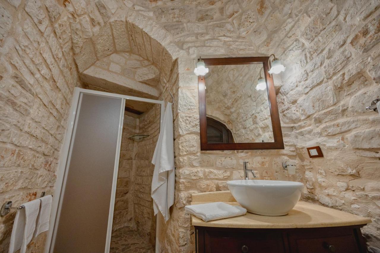 Trullo Junior Suite met Uitzicht op het Zwembad