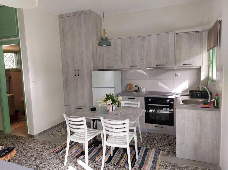 Vιtamin Sea apartment 8, Απολαυστική διαμονή στον Αλμυροπόταμο! - Chambres d’hôtes Almyropótamos
