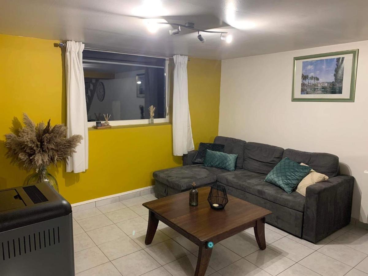 Rocroi: Gîte de Bourgogne - Ferienwohnung