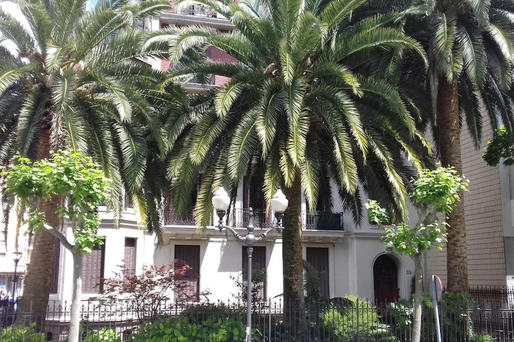 Coqueto apartamento frente al Guggenheim - Bed and Breakfast