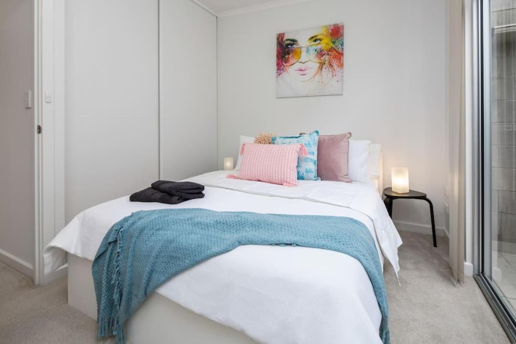 Sparrow's Sanctuary 2 Brdms Parking Wifi - Bed and Breakfast Adelaide