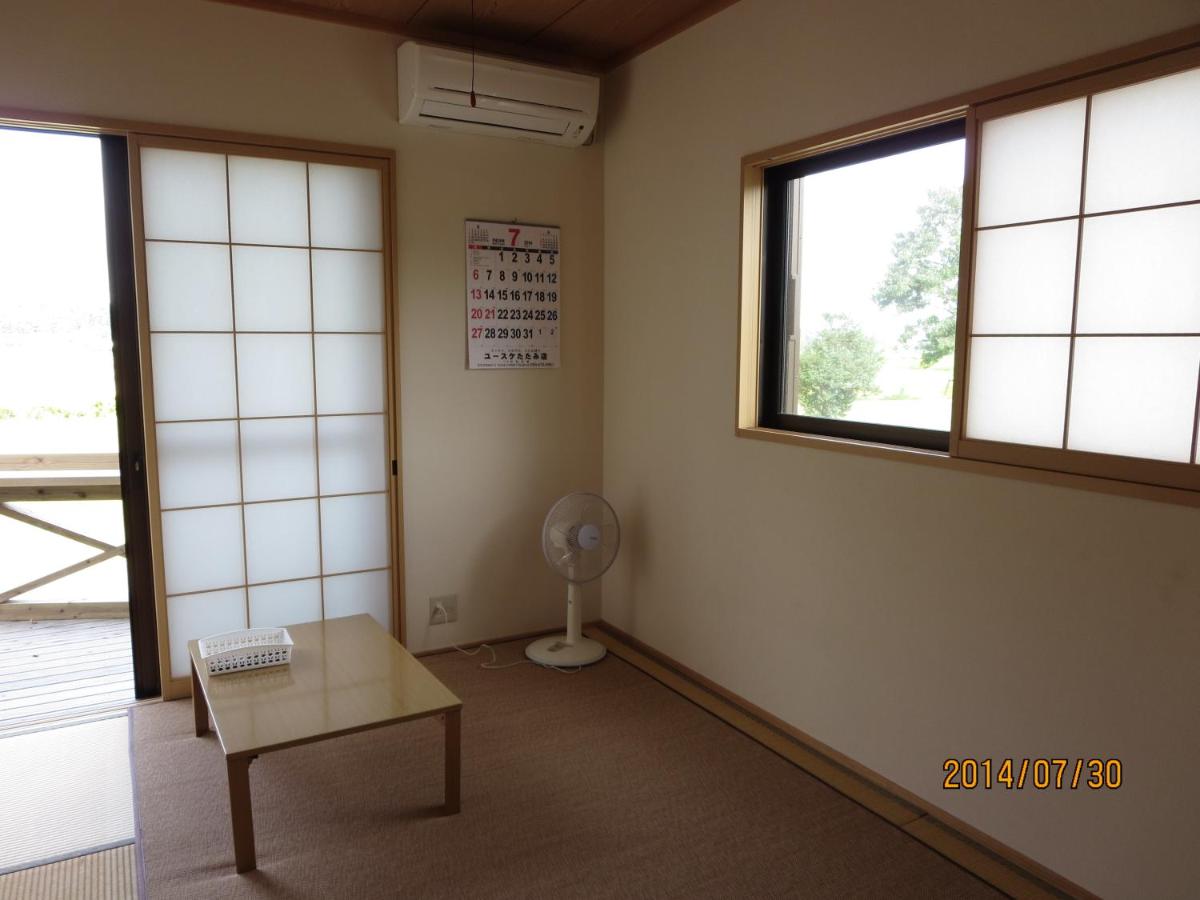 Kamer in Japanse Stijl met Gedeelde Badkamer