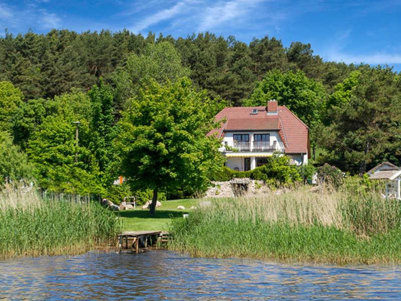 Selliner Ferienappartements mit Balkon und Seeblick - B&B