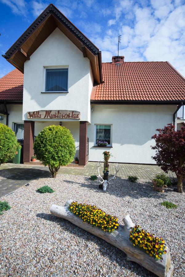 B&B Krynica Morska - Willa Mysliwska - Bed and Breakfast Krynica Morska