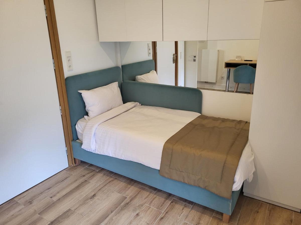 Single Room with Terrace
