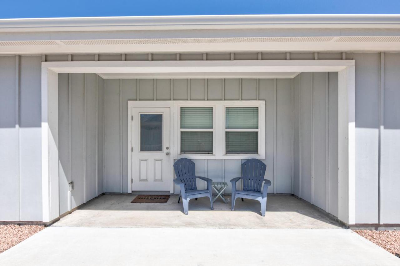 The Lah De Dah SH302 - B&B