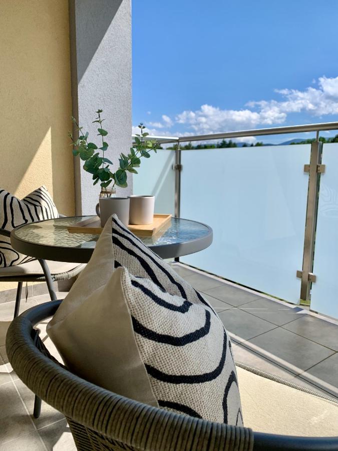 Apartament Penthouse z widokiem na Śnieżkę i prywatnym parkingiem - by SpaceApart - B&B Jelenia Góra