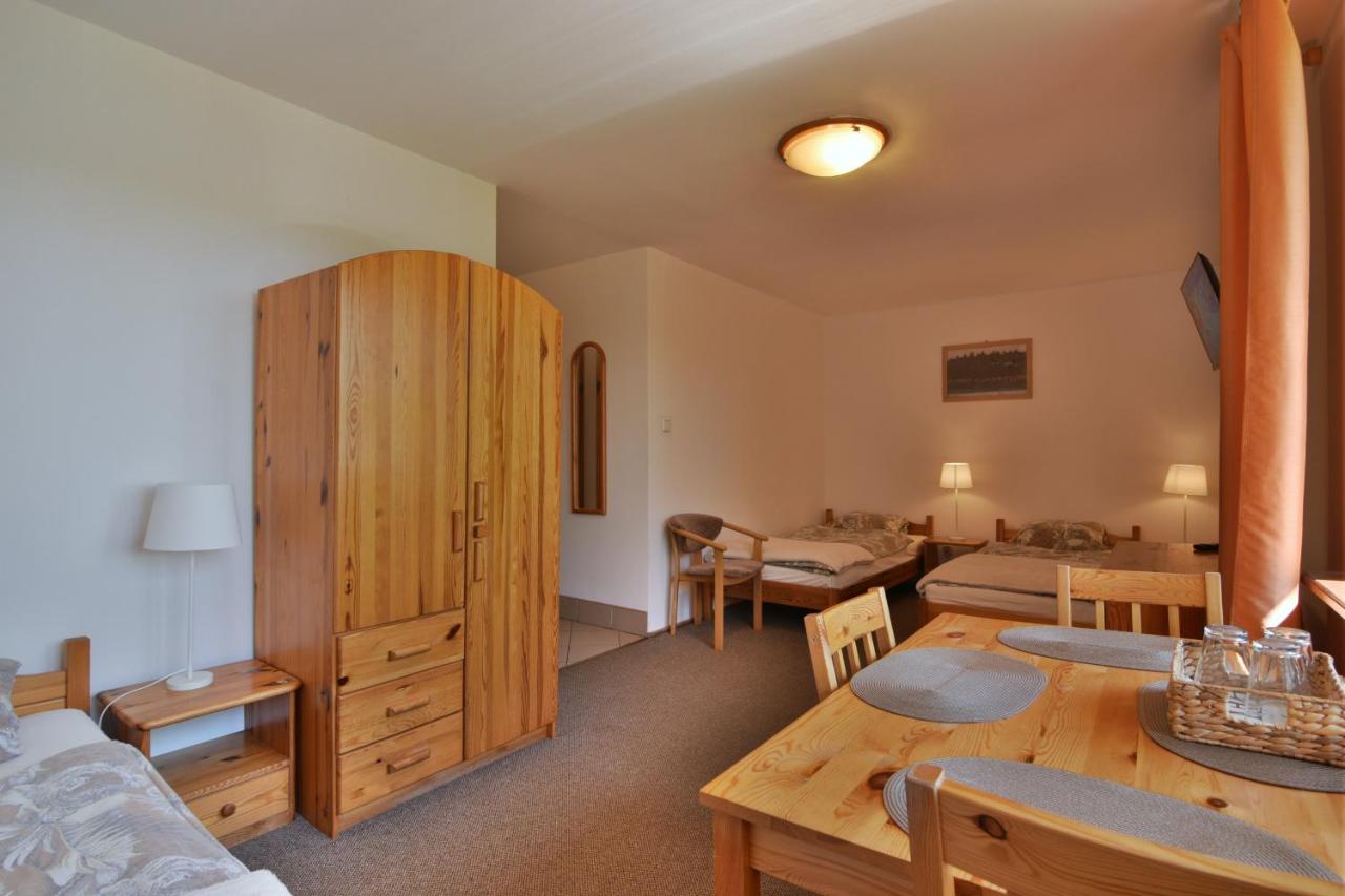Chambre Triple avec Salle de Bains Privative