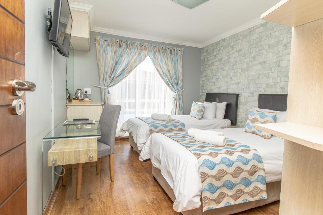 Deluxe Double or Twin Room