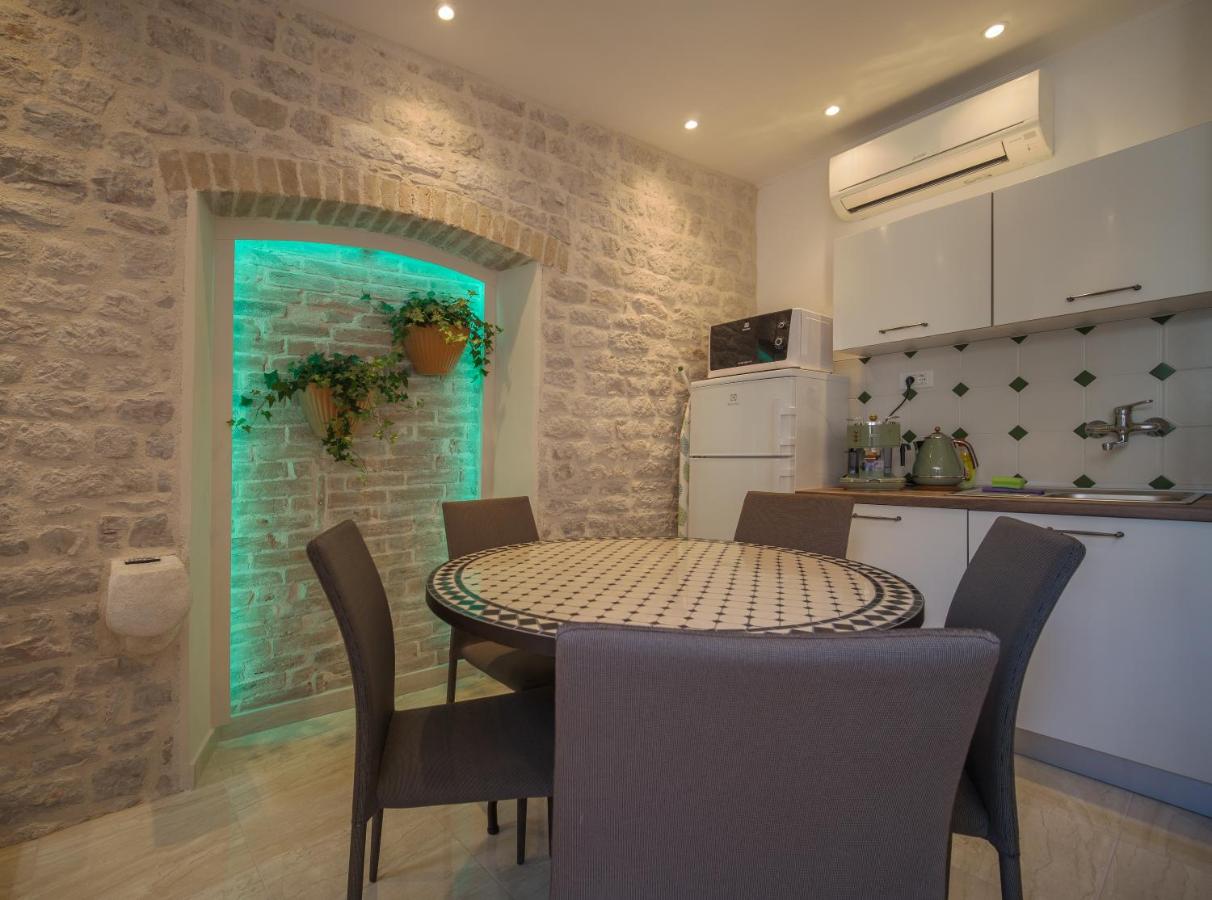 Olive grove of Šibenik - Apartment with Gallery - B&B Sebenico
