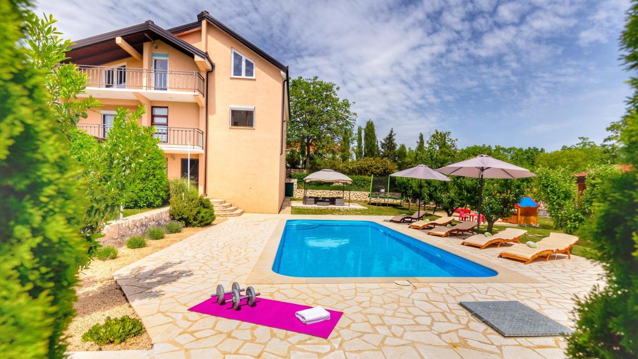 Villa Prima Natura Imotski, private pool - Chambres d’hôtes