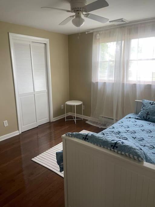 Three Bedroom House - Cape May short walk to the Bay - B&B North Cape May