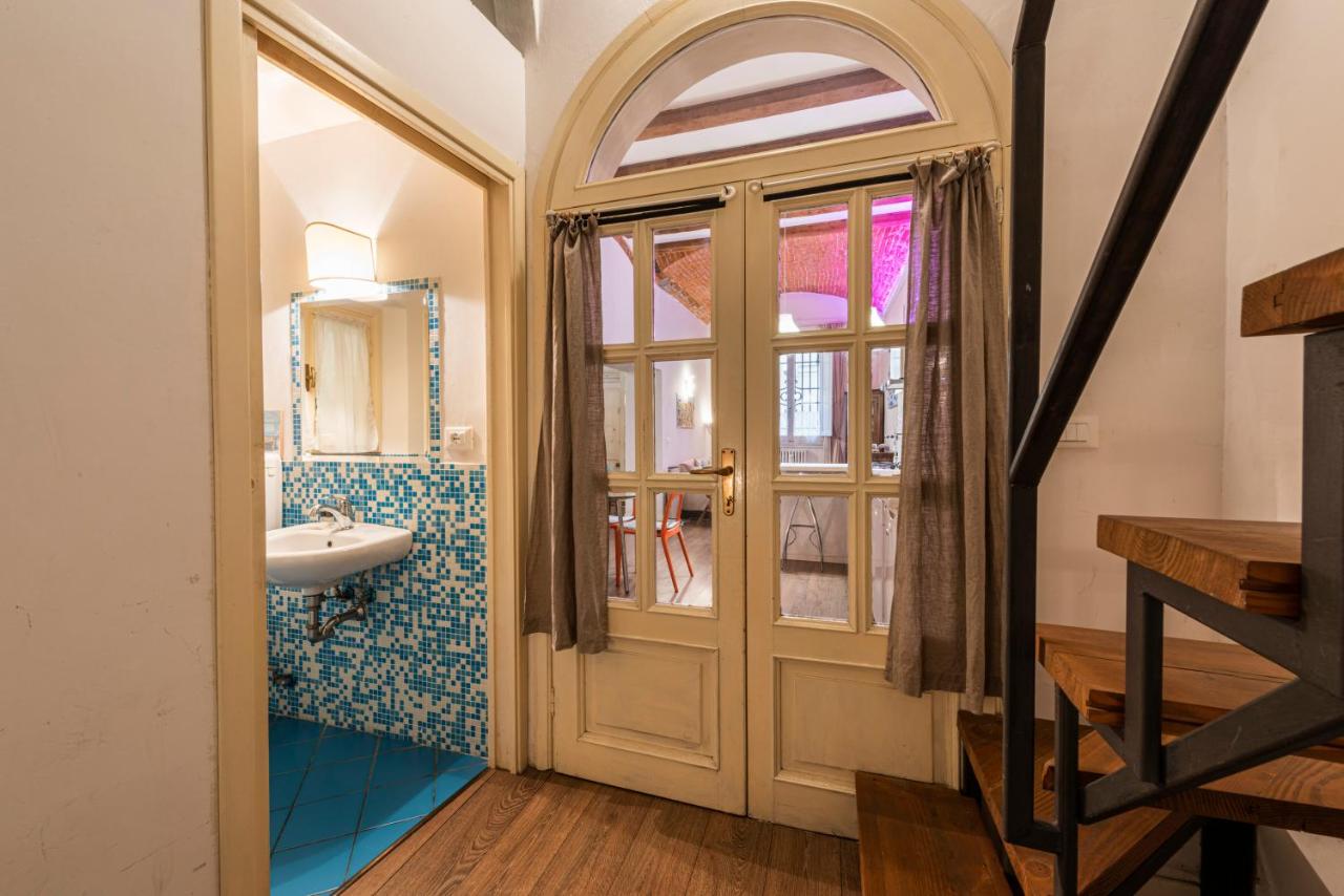 Florence Hideaway by Mmega - B&B Firenze