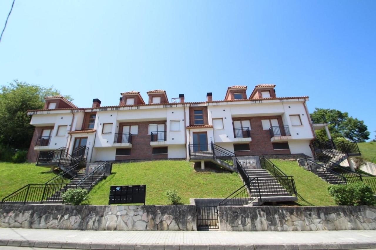 Casa Buganvilla. Apartamento con jardín, a 100 metros del centro. - B&B Comillas