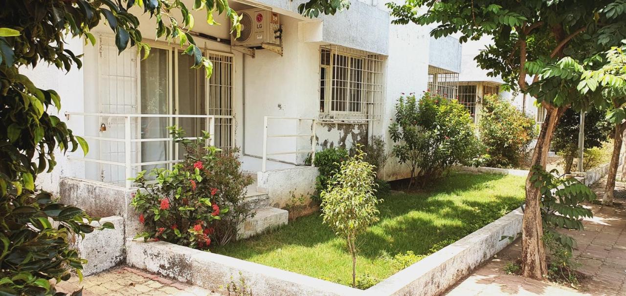 Alibaug Castle Villa - B&B