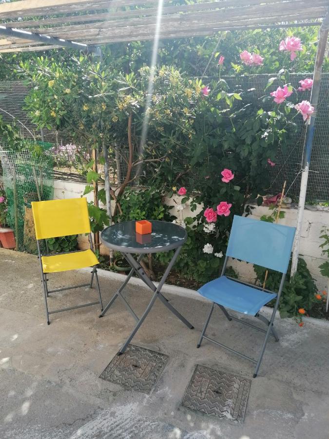 MEIMETIS GREEN HOUSE - B&B Neápoli