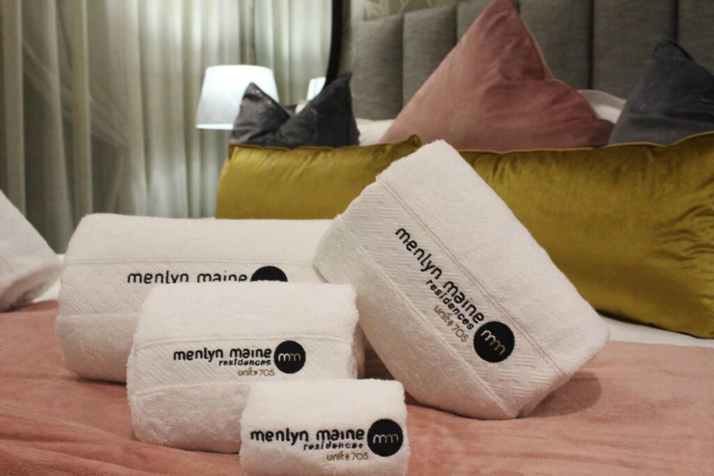 Menlyn Maine High Rise 1-Bedroom Luxury Apartment - Chambres d'hôtes Pretoria