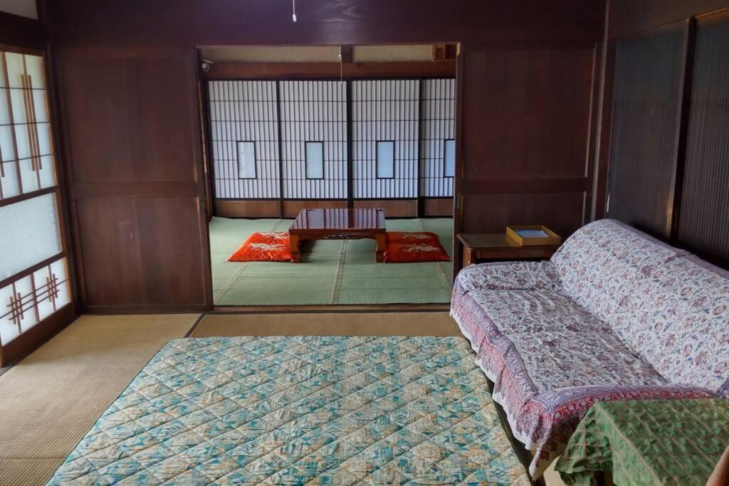 B&B Kakegawa - 古民家リゾートハウス　ひみつきち - Bed and Breakfast Kakegawa