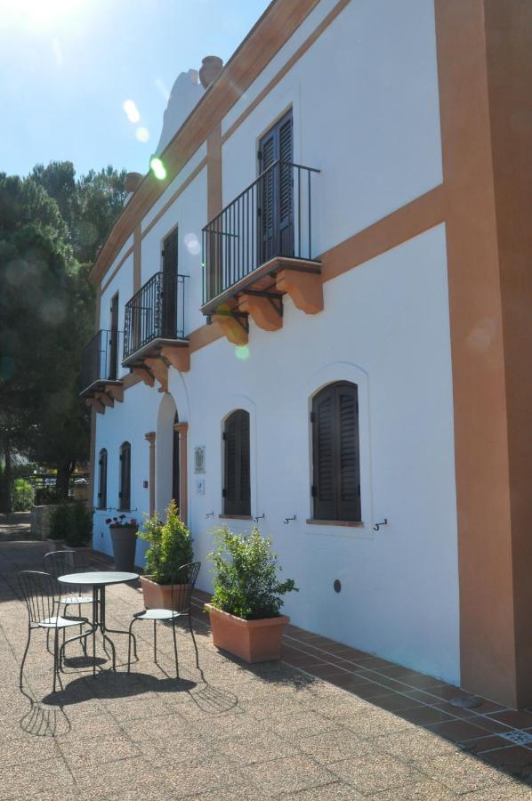 Double or Twin Room with Private Bathroom