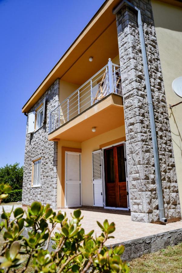 Apartment Nikola - B&B