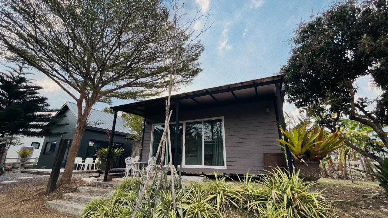Two Bungalows with one RV