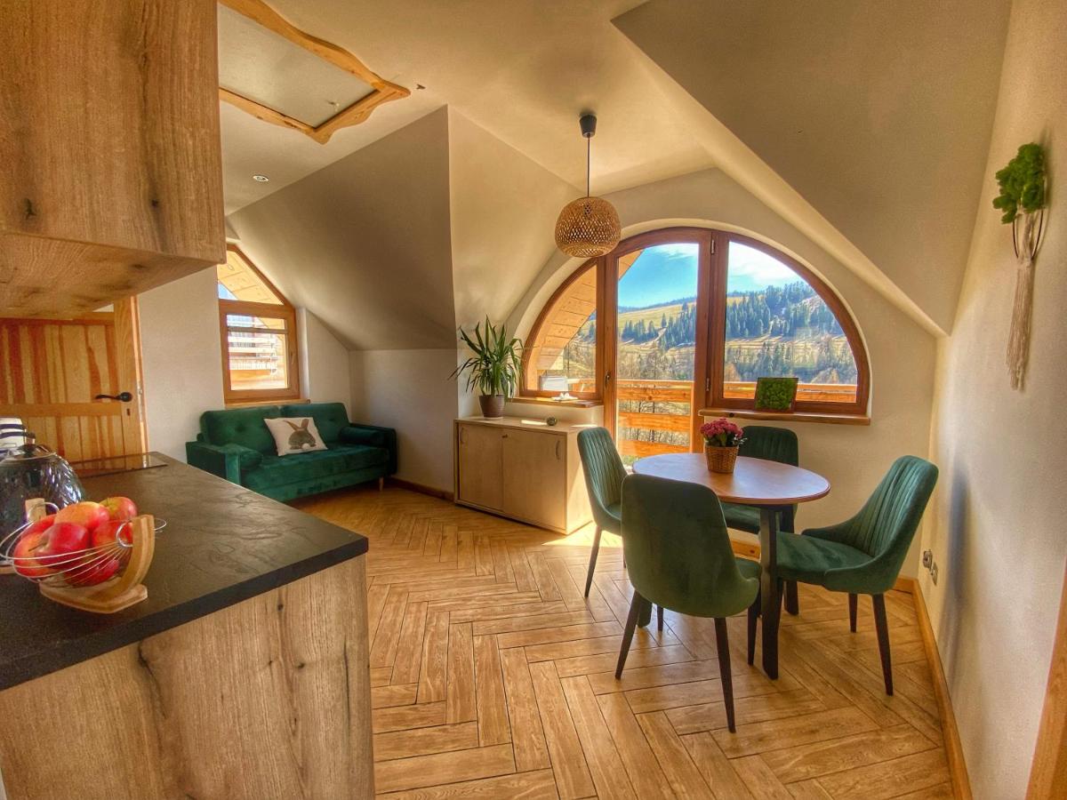 Suite with Mountain View