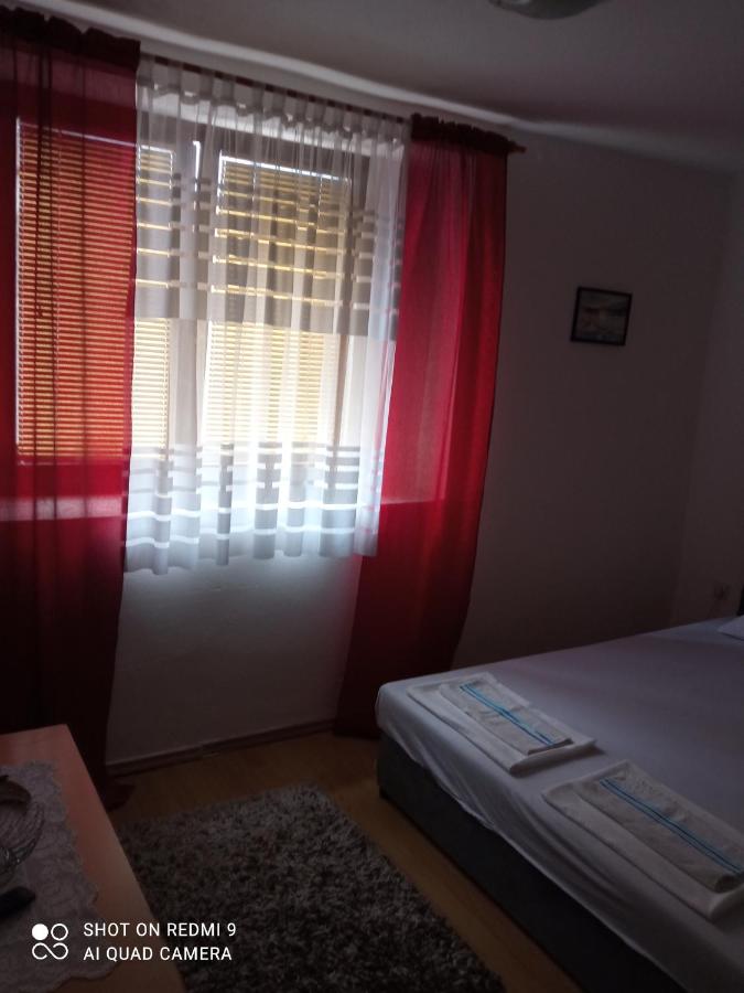 Double Room with Shared Toilet