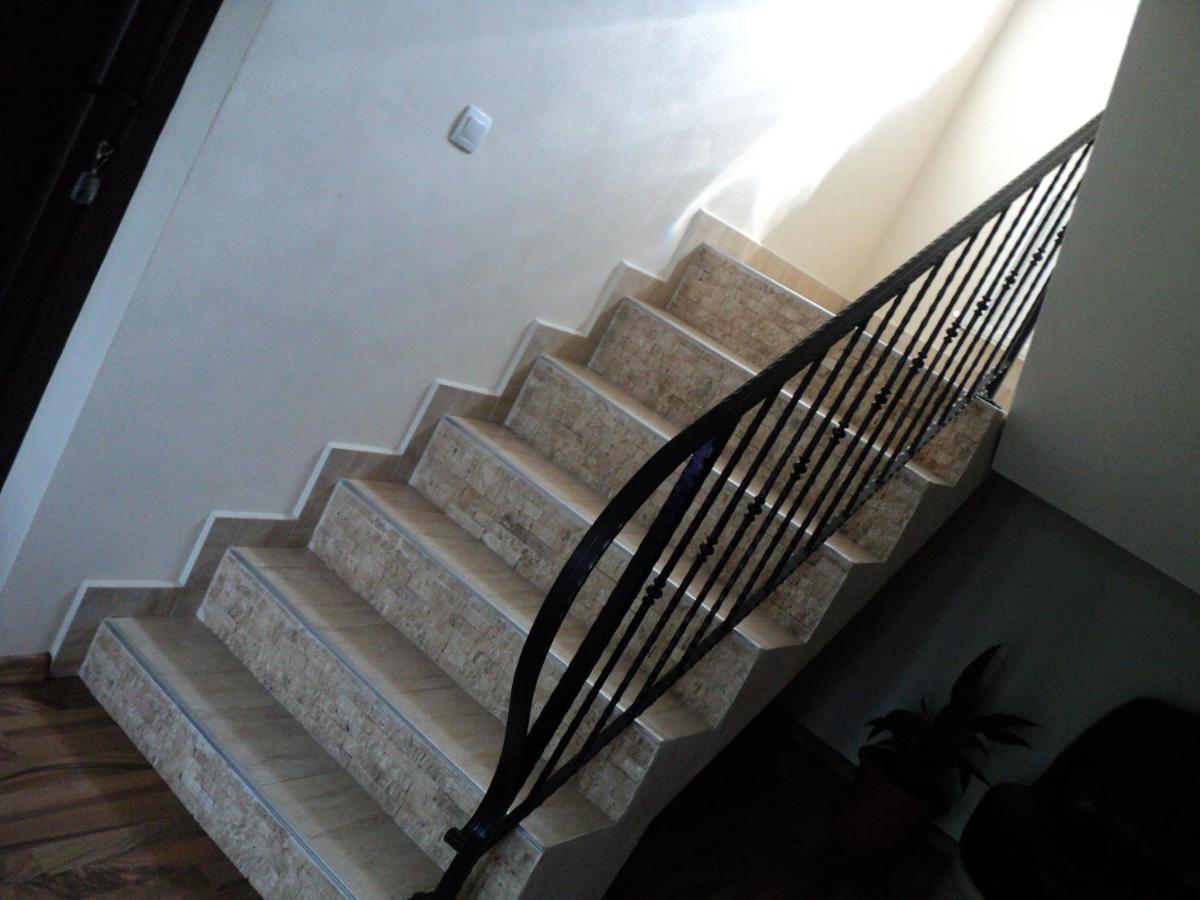 Cabana Suvenirurilor - Chambres d’hôtes Scărişoara