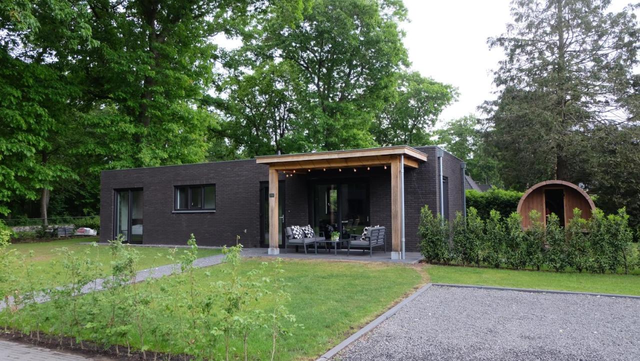 The White Oak - Luxe 4 persoons bungalow met prive sauna - Ferienwohnung Voorthuizen