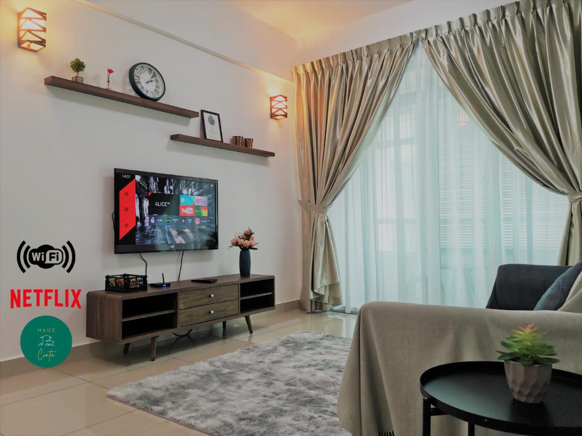 B&B Johor Bahru - Mount Austin WIFI NETFLIX @HAUZ CINTA - Bed and Breakfast Johor Bahru