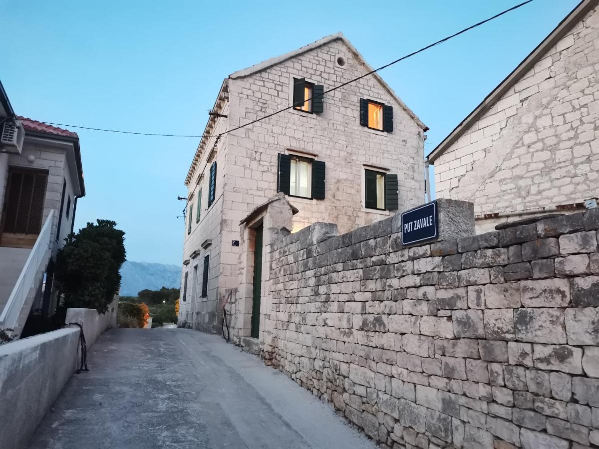 Apartment Stone - B&B Povlja