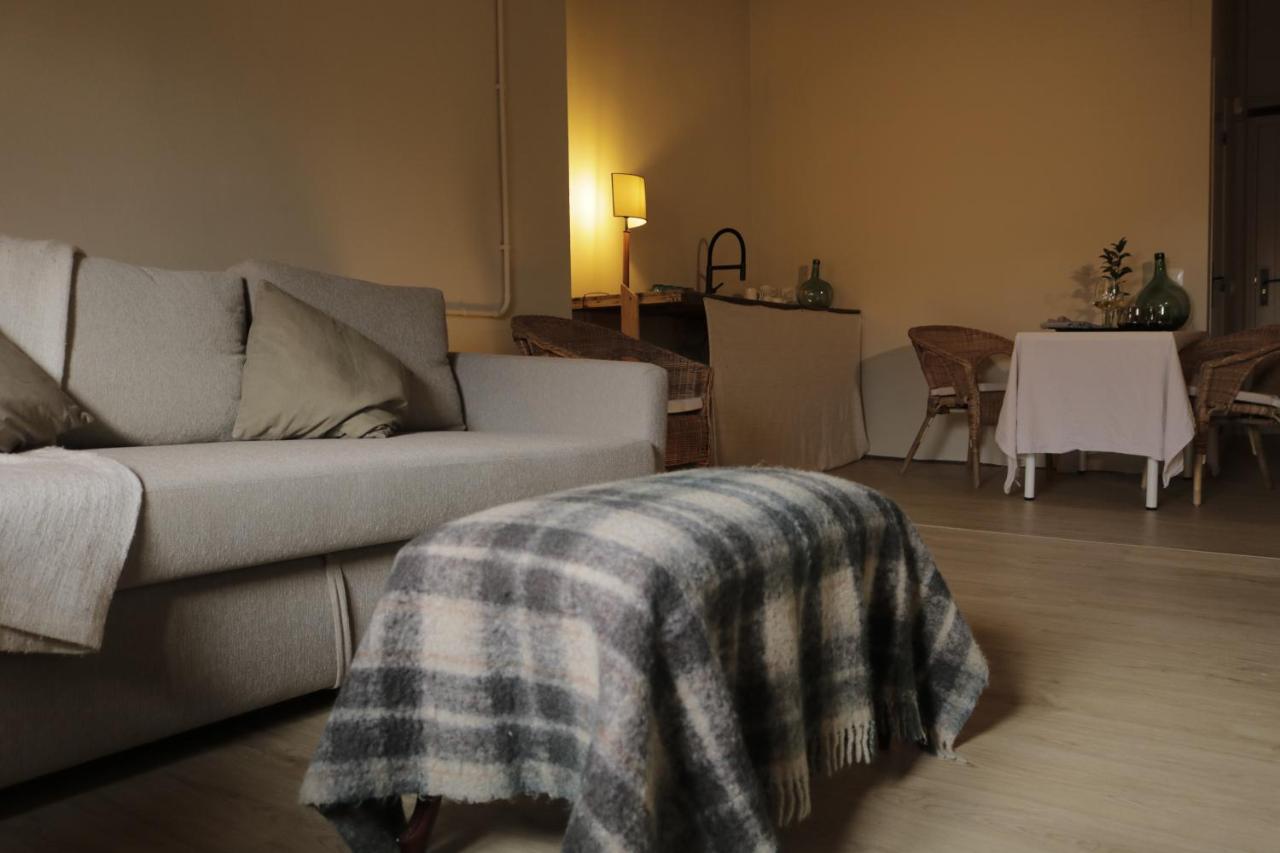 Apartment with Shower