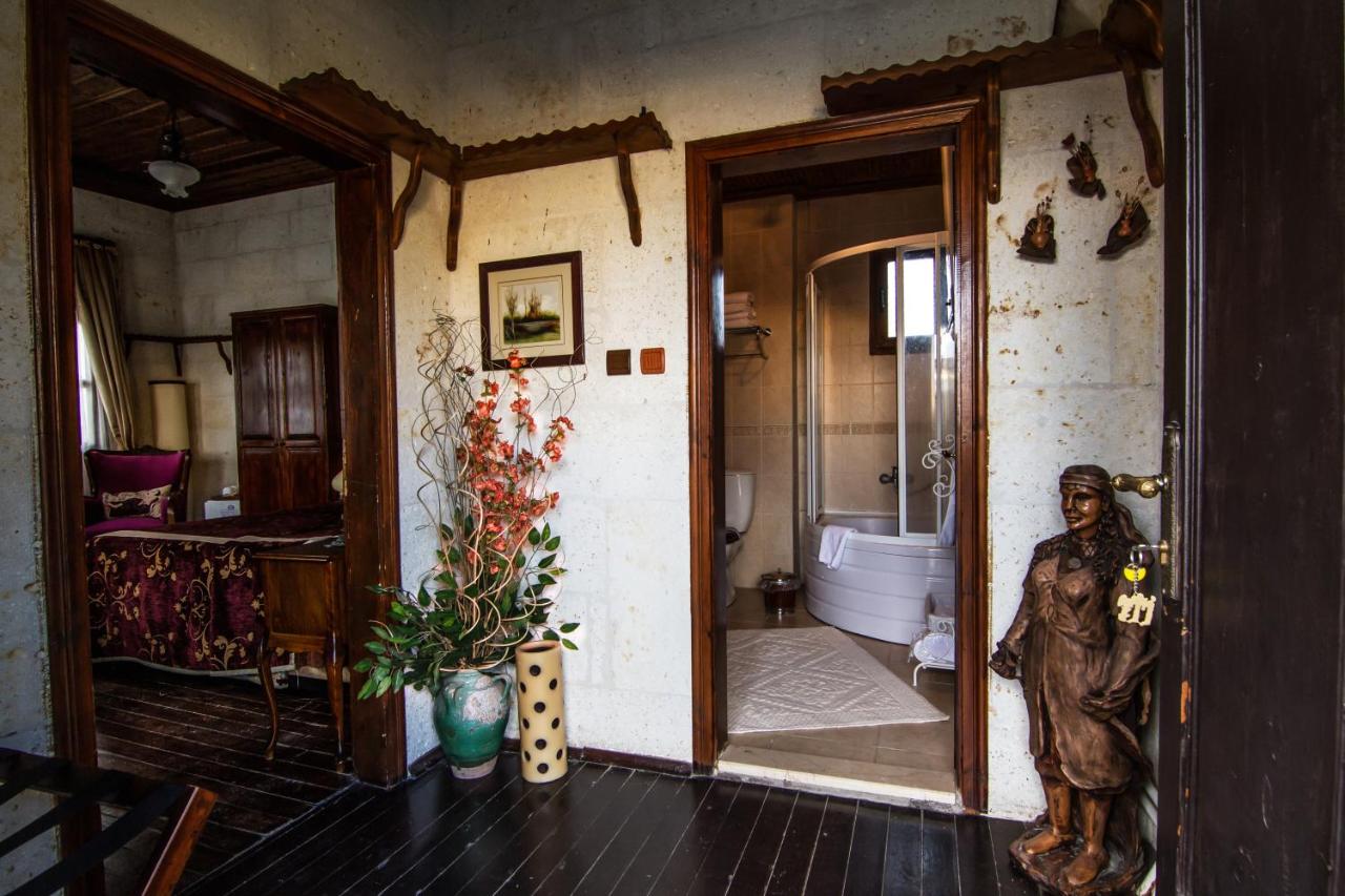 Family Room with Private Bathroom
