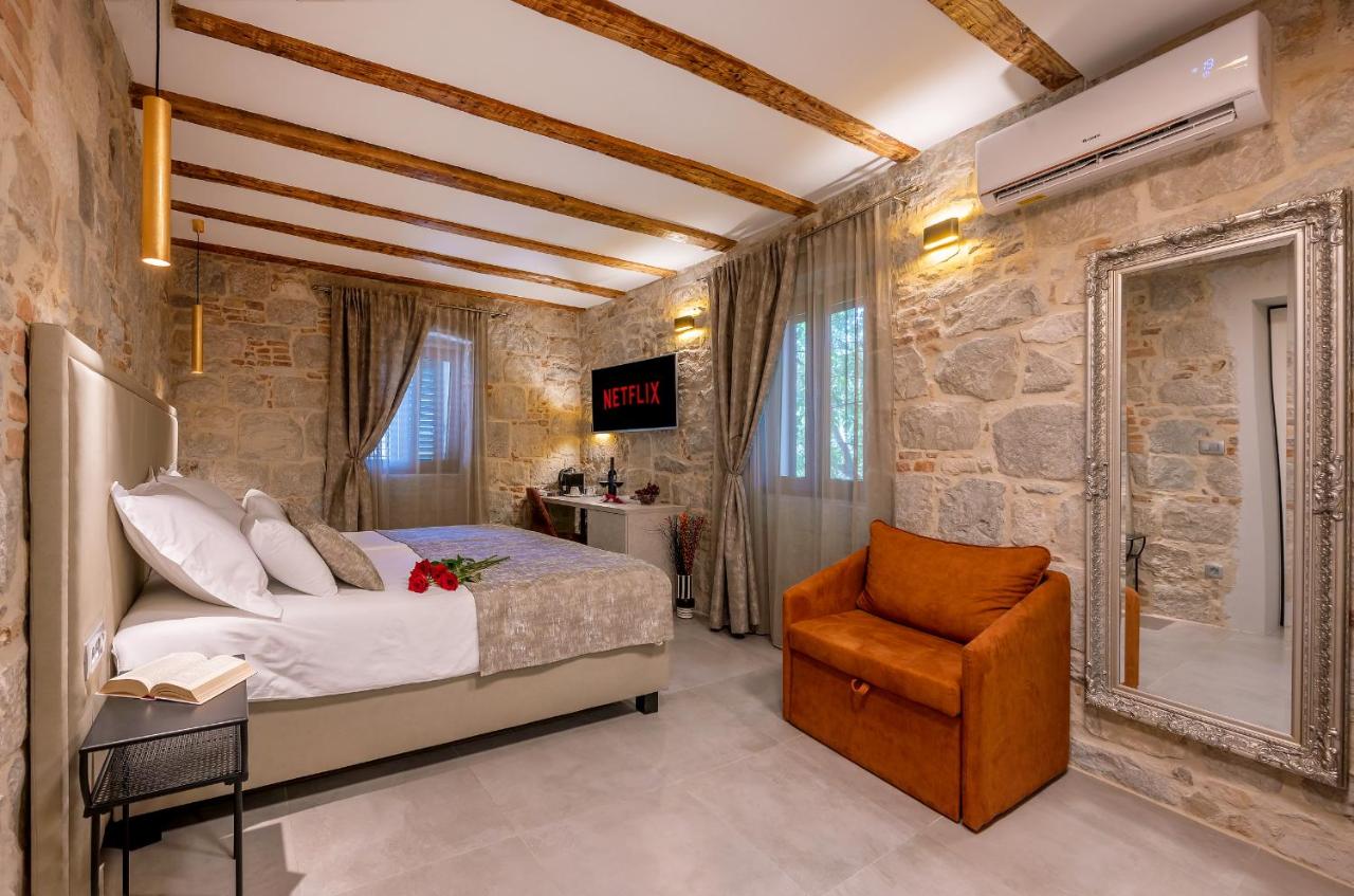 Old Spalatrum Luxury Rooms - B&B
