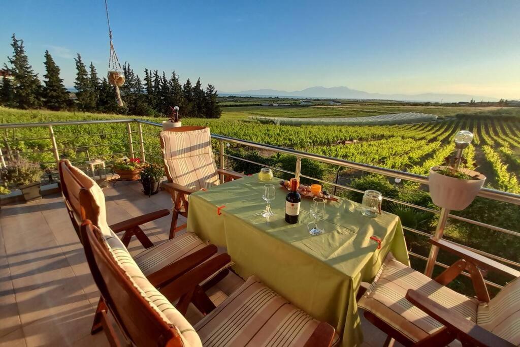 Olympus Sea View Apartment. - Chambres d’hôtes Néa Kallikráteia