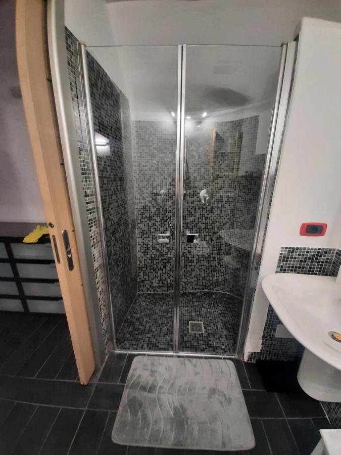 ROSEROSSE casa vacanze - Ferienwohnung Sanremo