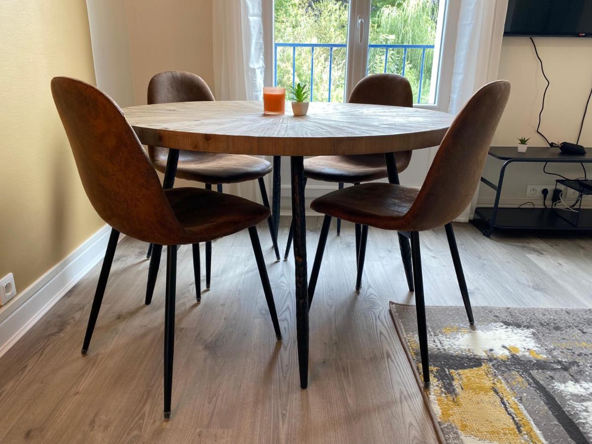Superbe logement - 2 chambres - en centre-ville avec parking - B&B