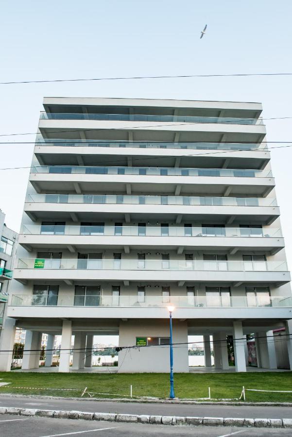 Diamond View Apartments - Bed and Breakfast