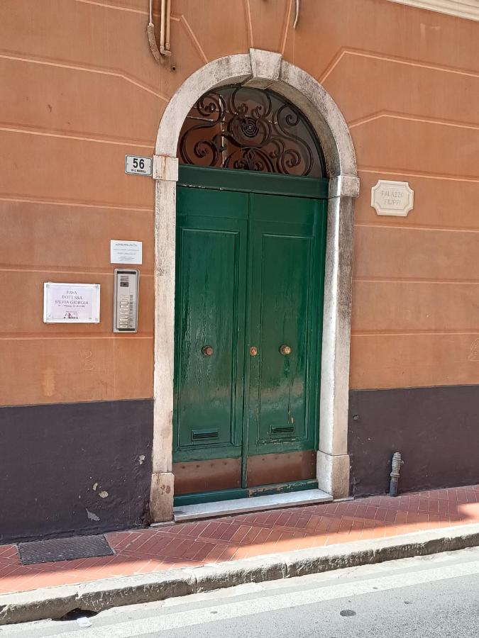 Casa Alexandra in centro e a pochi passi dal mare - B&B