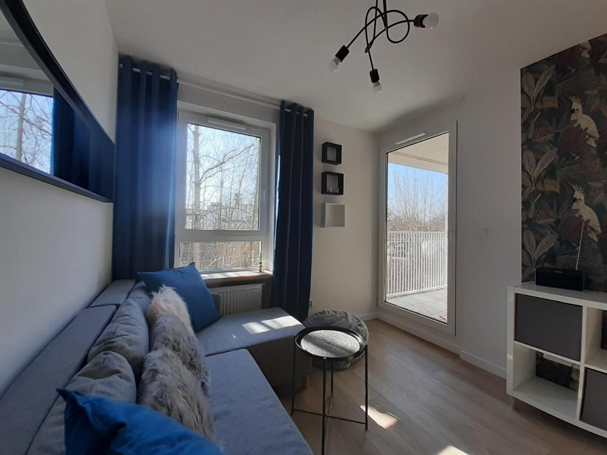 Komfortowy apartament z balkonem i parkingiem - B&B Breslavia