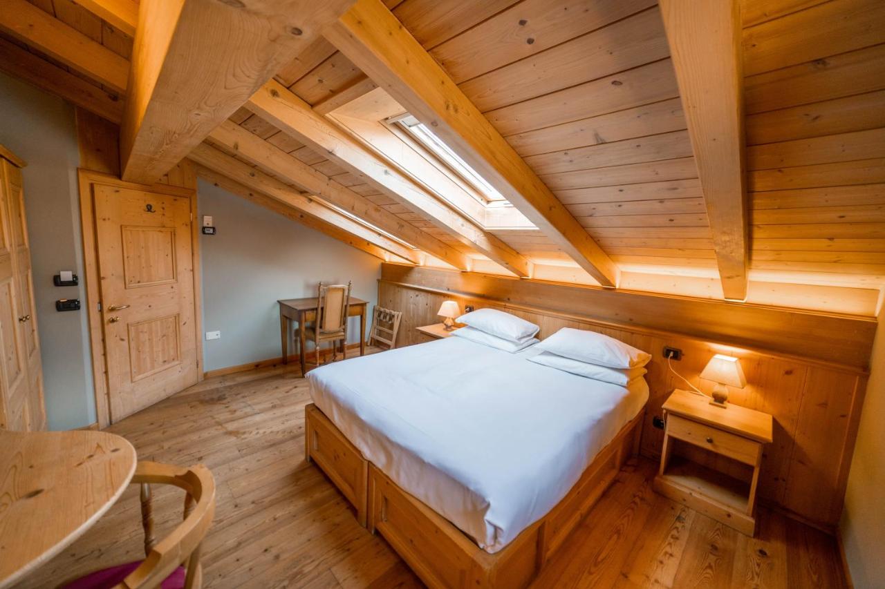 Double or Twin Room - Attic