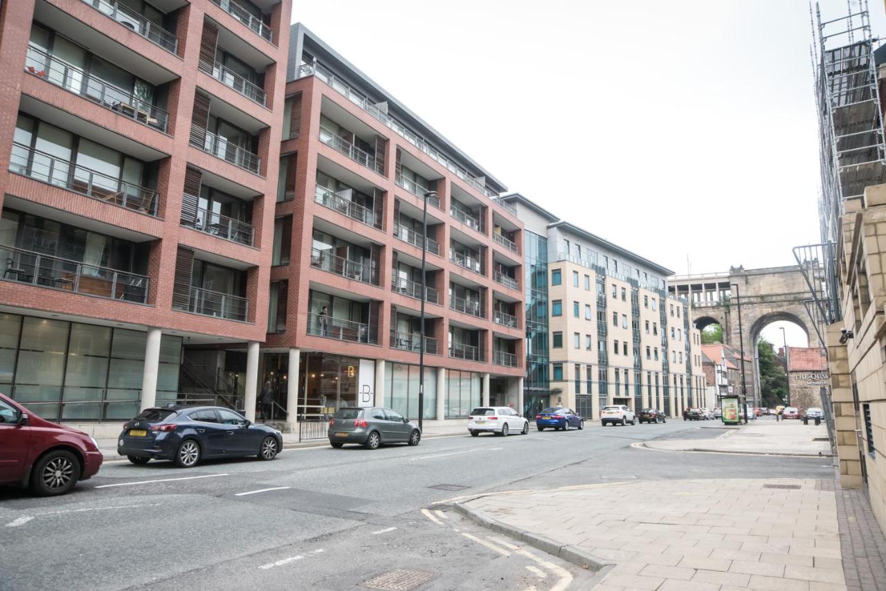 Newcastle Quayside - Sleeps 8 - Central Location - B&B